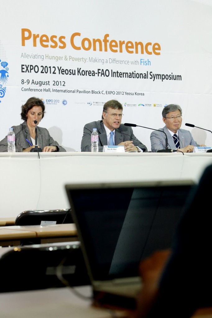 Conference0540