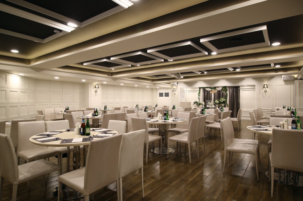 Interior0135