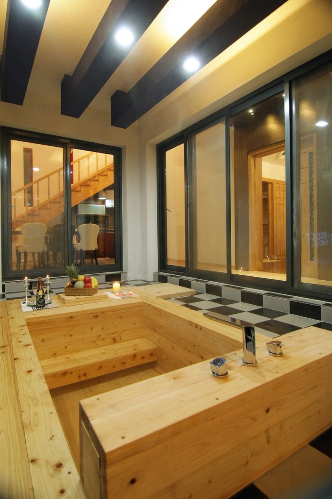 Interior0530